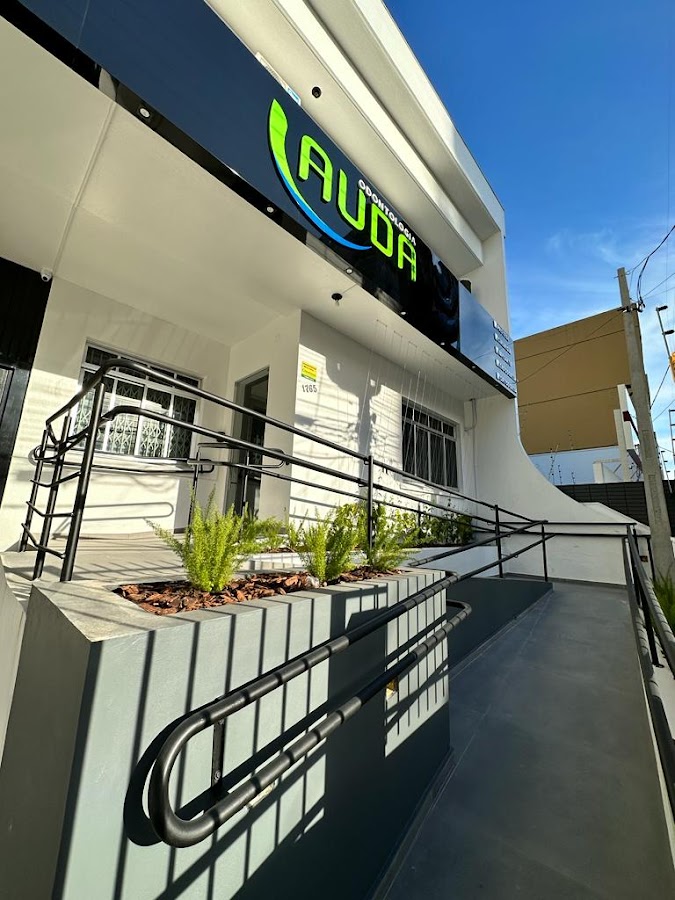 Dental Clinic Odontologia Lauda dental clinic in Santa Maria