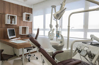 Dra Isabel Carazzo - Dentista
