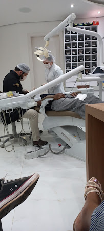 Implant Center
