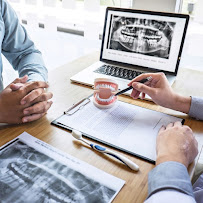 Consultório Odontológico Cliniriso