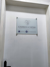 Dra Gabriela Vidal: Endodontia e Clínica geral