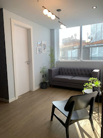 Dr. Lucas Borin Moura Dental Clinic