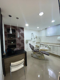 Odonto Excellence Uvaranas, Carlos Cavalcanti - Dentista