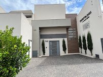 Dentista em Bauru 24h - Dra Mirela Barros