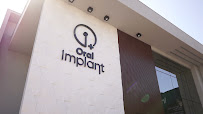 Oral Implant
