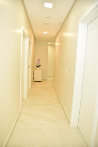 Odonto Luzzi - Luzzi Odontologia - Implante Dentário, Clareamento Dental, Próteses,Aparelho Ortodôntico, Facetas em Cascavel