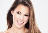 Dr Leonardo Machado/ Dentista em Blumenau