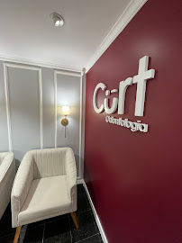 Curt Odontologia