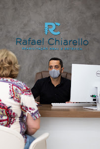 Dentista Dr. Rafael Chiarello