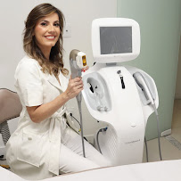 Kliniq+ | Facetas | Implantes | Botox | Ronco e Apneia | Invisalign Campina Grande