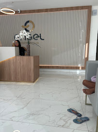 Engel Odontologia Vix - Aparelho Invisalign em Vitória | Prótese Protocolo I Lente de Contato Dental l Implantes Dentários
