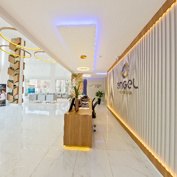 Engel Odontologia Vix - Aparelho Invisalign em Vitória | Prótese Protocolo I Lente de Contato Dental l Implantes Dentários