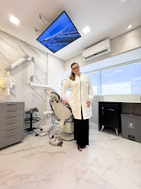 Dra Rayane Magnol - Dentista na Enseada do Suá - Vitória