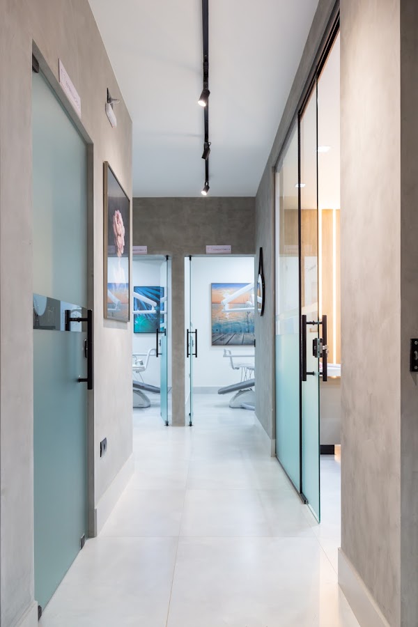Poenza Odontologia - dental clinic in Maringá, Brazil