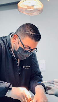 Alcantara Odontologia e Implantes - Clínica de Implante dentário em Maringá