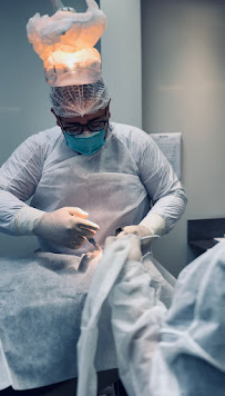 Alcantara Odontologia e Implantes - Clínica de Implante dentário em Maringá
