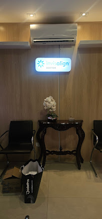 Dr. Eduardo F. Galbiati - Implantes dentários e Invisalign