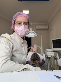 Müller & Girardi - Clínica odontológica em Maringá | Implantes | Prótese | Facetas | Canal | Aparelho Dentário