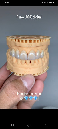 Dr. Lisandro Gonçalves | Dentista Maringá