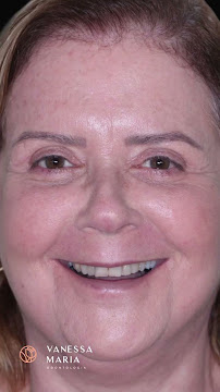 Clínica Vanessa Maria Odontologia | Dentista Maringá | Clínica Odontológica | Implantodontia e Periodontia
