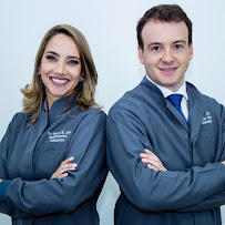 Clínica Vanessa Maria Odontologia | Dentista Maringá | Clínica Odontológica | Implantodontia e Periodontia