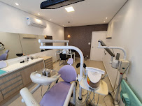 Comsorriso Dentistas 24h - Ponta da Praia