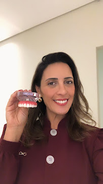 Clínica Gebara Odontologia - Dentistas | Implante Dentário | Próteses