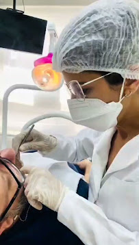 SOS Dentista Delivery - Dra. Nassibe Abou Hamieh