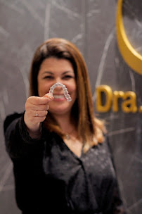 Dra Edvania Azevedo | Invisalign em Santos