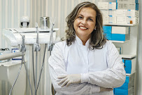 Dra. Adriana Vianna | Invisalign Alinhadores Transparentes em Santos