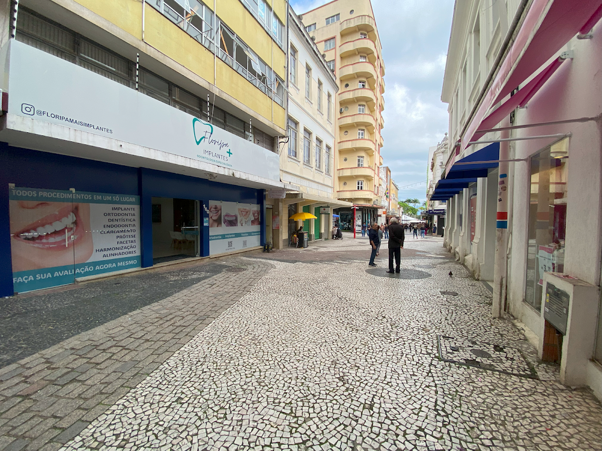 Floripa Mais Implantes - dental clinic in Florianópolis, Brazil