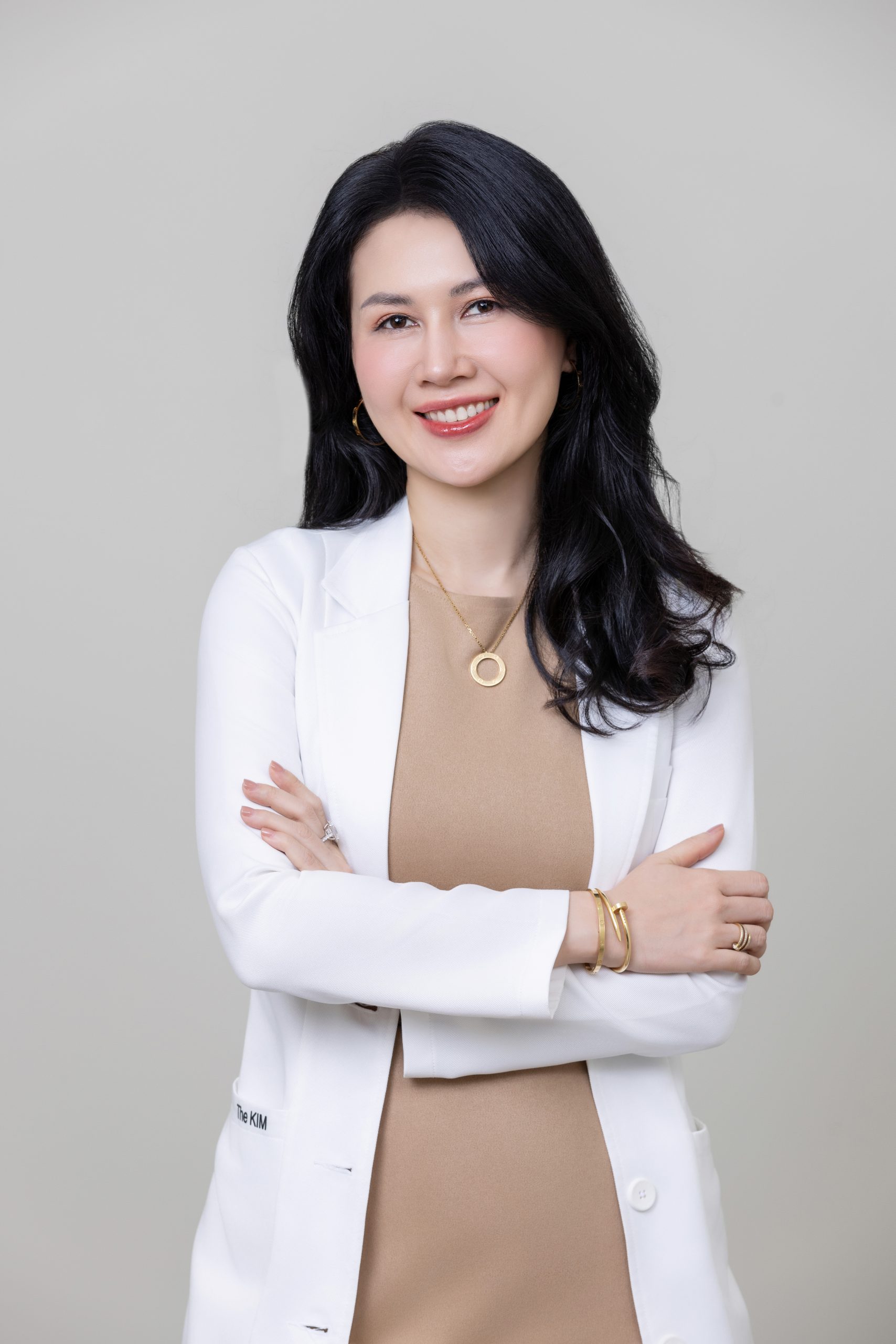Specialist Level I dentist Lan Anh Trần - Cosmetic dentistry