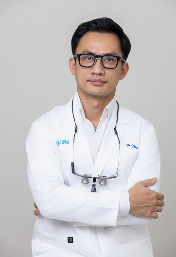 Master, implant and oral surgery dentist Minh Tùng Dương - Dental implants, oral and maxillofacial surgery