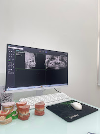 TRUE DENTAL - Nha Khoa THẬT - Bác Sĩ THẬT
