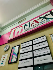 Klinik Gigi Max+ Dental Care Bumijo
