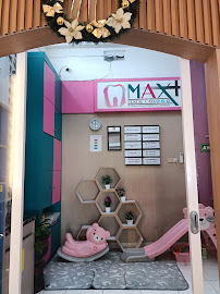 Klinik Gigi Max+ Dental Care Bumijo