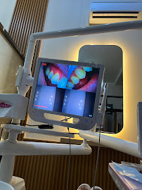 Klinik Gigi Max+ Dental Care Bumijo