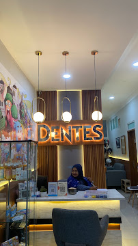 Klinik gigi Dentes Wirobrajan