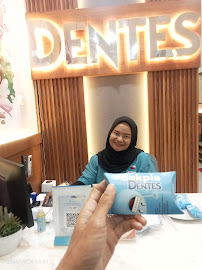 Klinik gigi Dentes Wirobrajan