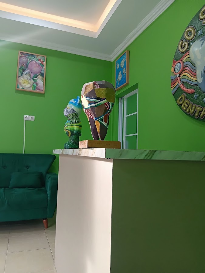 Go Smile Dental Care Ambarbinangun - dental clinic in Yogyakarta, Indonesia