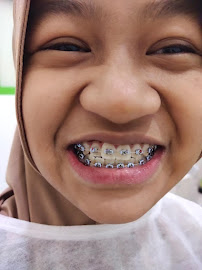 KRIS DENTAL CARE
