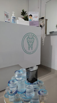 ELZA DENTAL CARE PUSAT