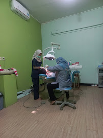 Go Smile Dental Care (drg. Ima Wijayanti., MDsc.,Sp.Perio
