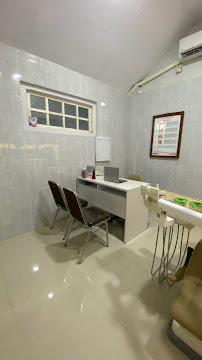 Praktek Dokter Gigi Spesialis Orthodonti - Spesialis Kawat Gigi (drg. Elfira Maharani, M.P.H., Sp.Ort.)