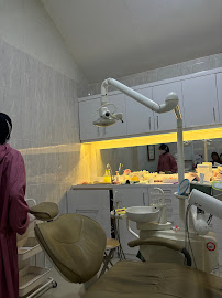 Praktek Dokter Gigi Spesialis Orthodonti - Spesialis Kawat Gigi (drg. Elfira Maharani, M.P.H., Sp.Ort.)