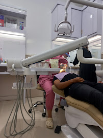 Praktek Dokter Gigi Spesialis Orthodonti - Spesialis Kawat Gigi (drg. Elfira Maharani, M.P.H., Sp.Ort.)