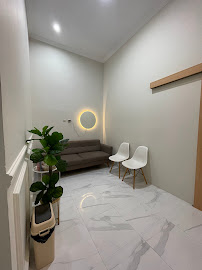 Dynasty Dental Care Jogja