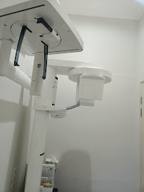 Klinik Gigi Surabaya - CS Dental Aesthetic Clinic & Dental Lab