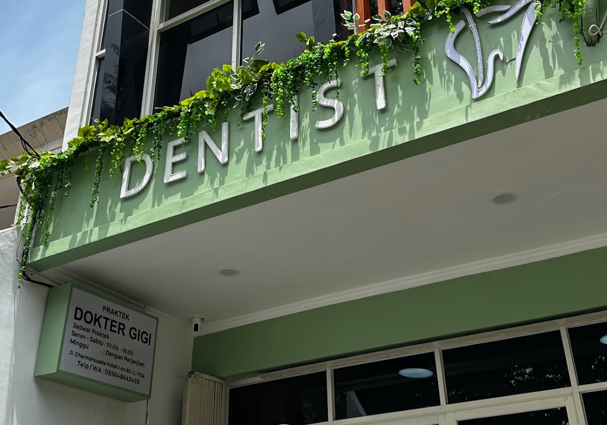 Seven Dental Clinic Surabaya - dental clinic in Surabaya, Indonesia