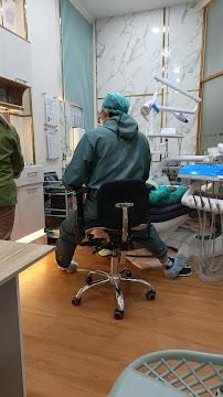 Klinik Gigi Sevendental Surabaya (PT. Seven Society Indonesia)